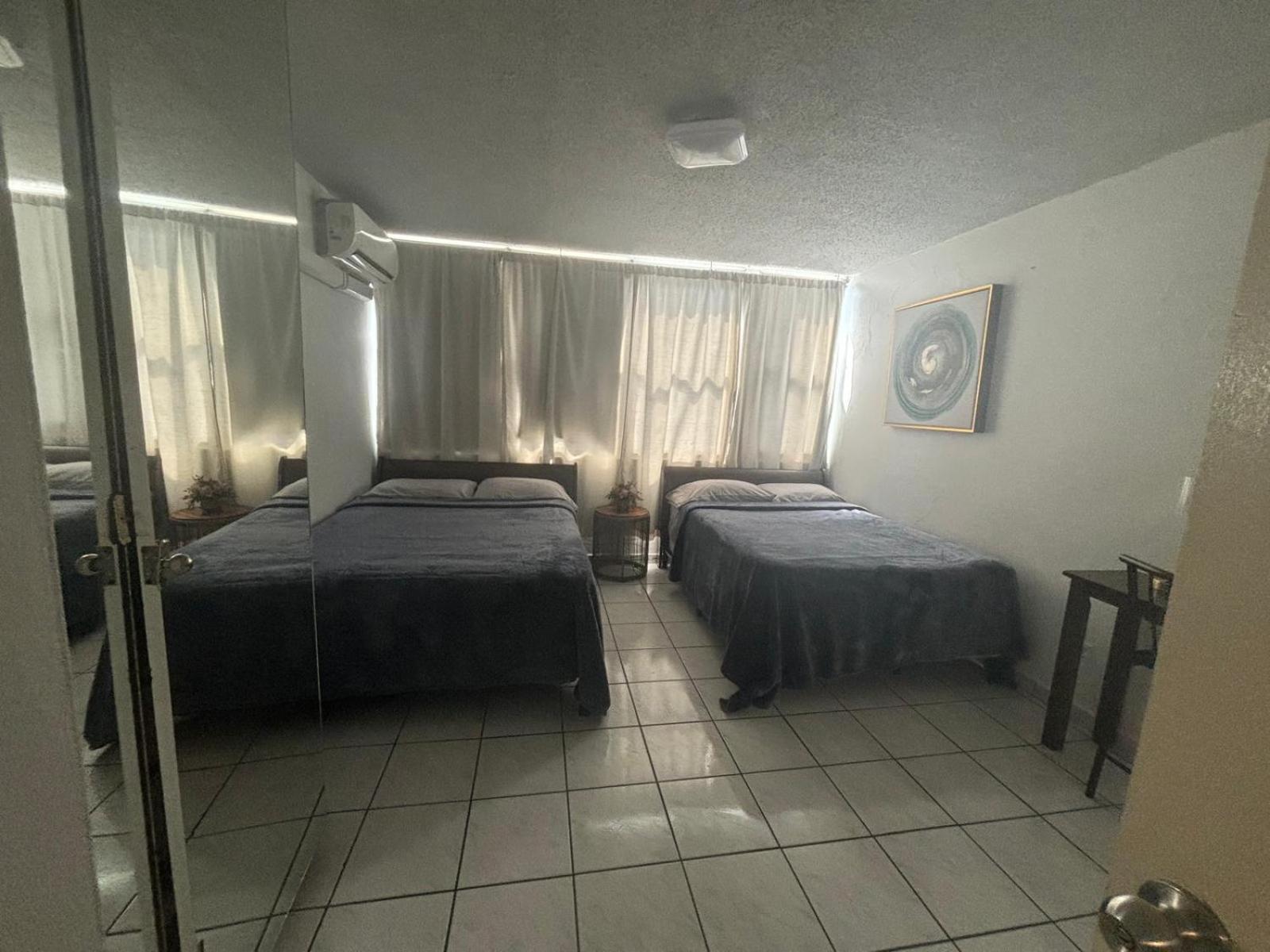 Marbella Apartments Сан Хуан Стая снимка
