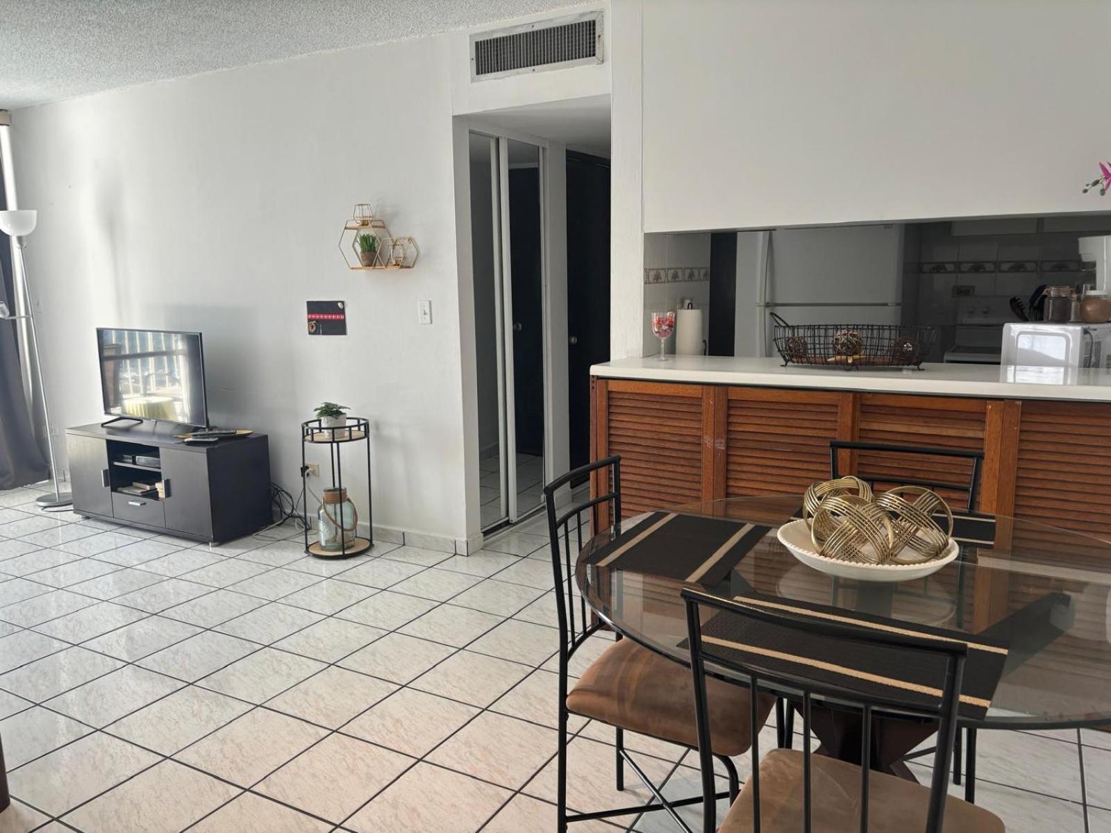 Marbella Apartments Сан Хуан Екстериор снимка